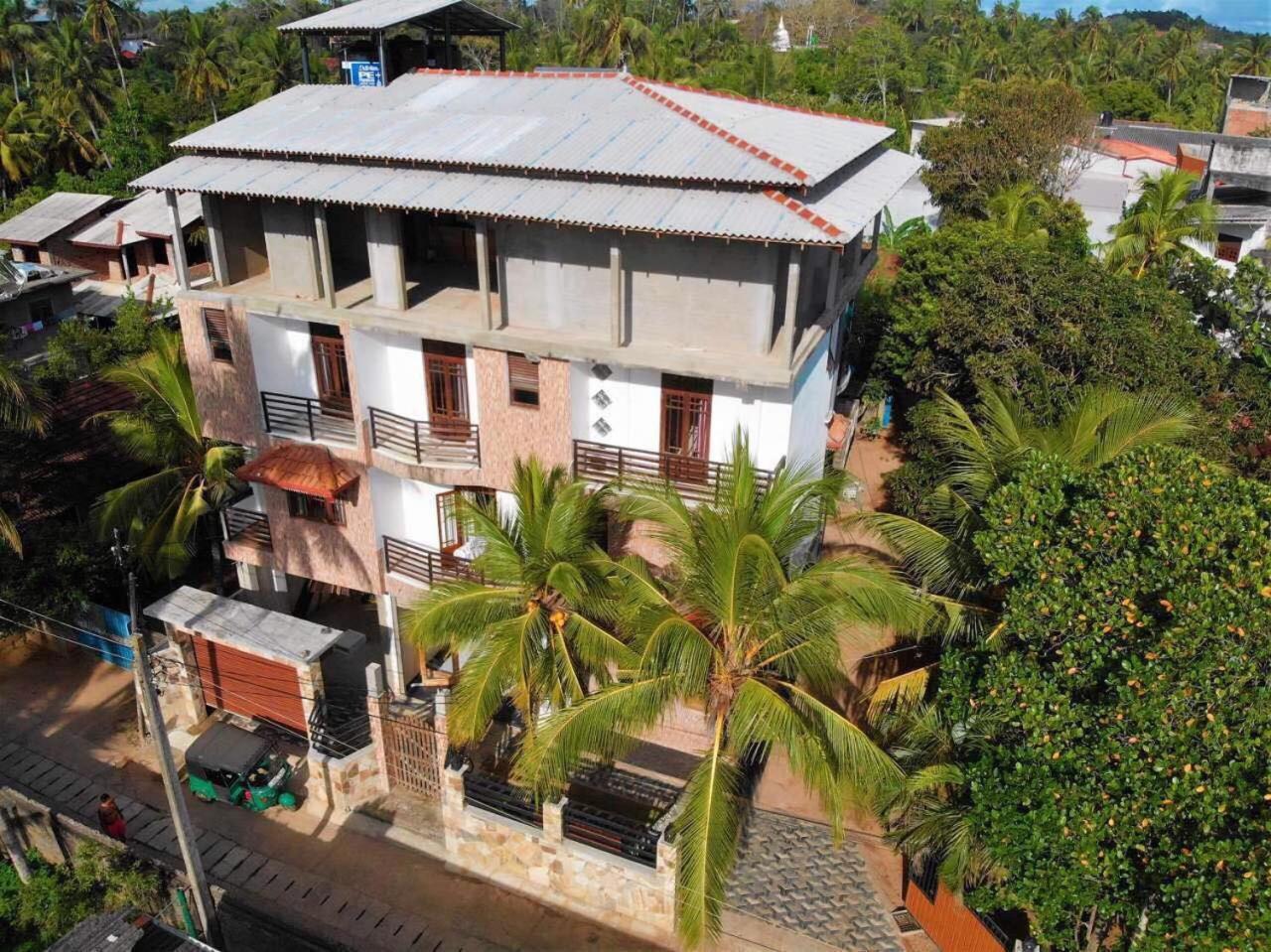 Villa Fiorita Dickwella Exterior foto